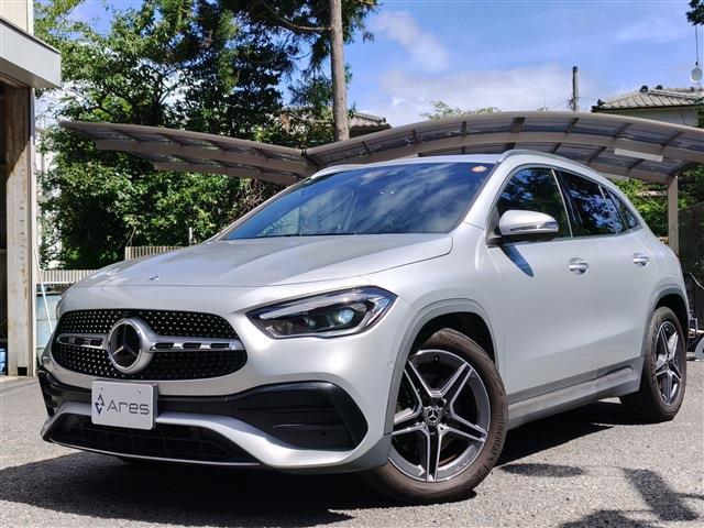 Mercedes-Benz GLA-Class 8