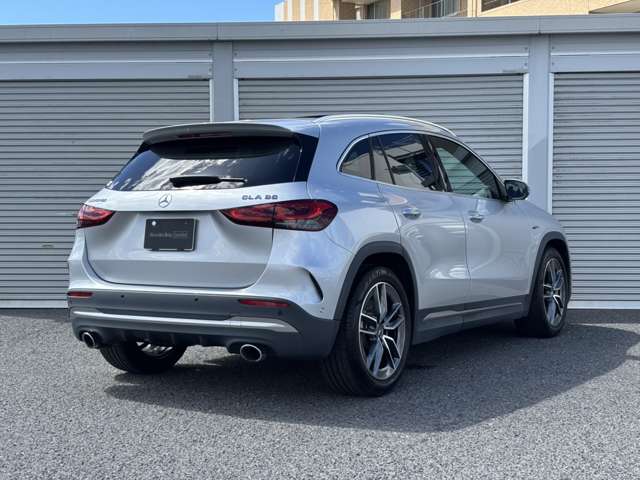 Mercedes-Benz GLA-Class 7