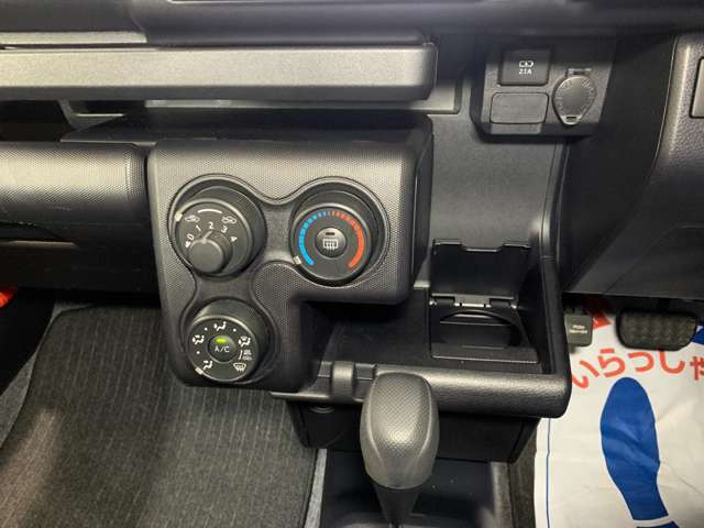Toyota Probox Van 3