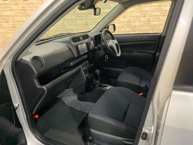 Toyota Probox Van 7