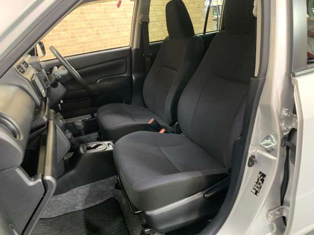 Toyota Probox Van 8