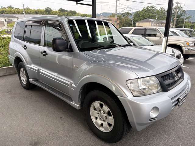 Mitsubishi Pajero 8