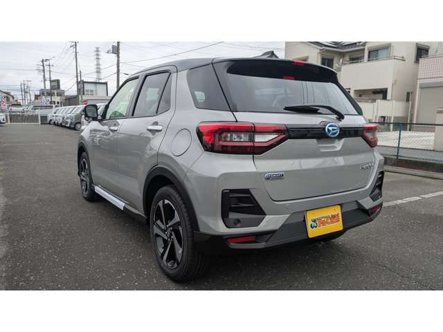 Daihatsu Rocky 11