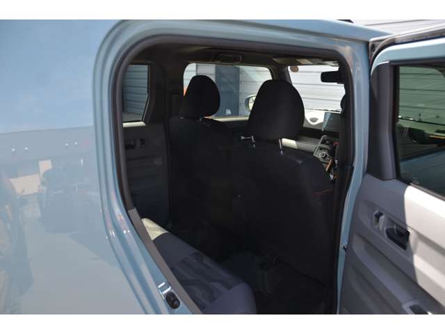 Daihatsu Taft 11
