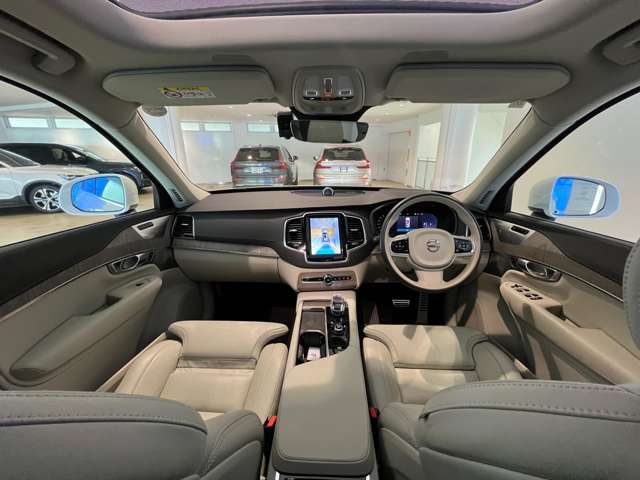 Volvo XC90 12