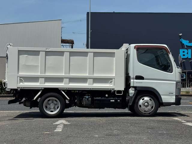 Mitsubishi Fuso Canter 7