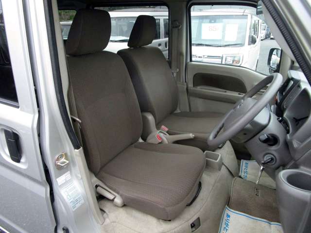 Nissan NV100 Clipper 9