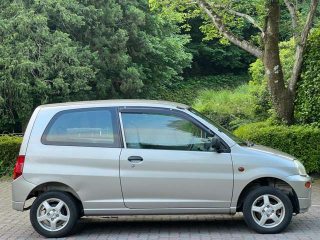 Mitsubishi ミニカ 4