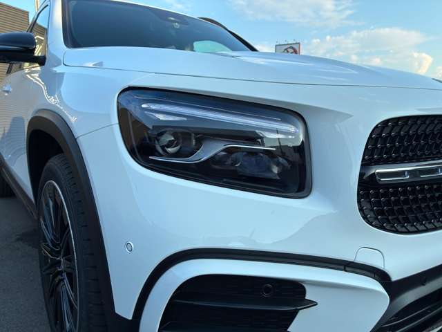Mercedes-Benz GLB 6