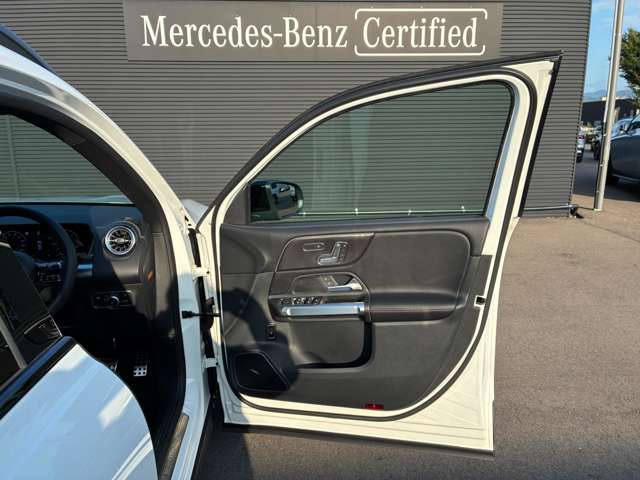 Mercedes-Benz GLB 10