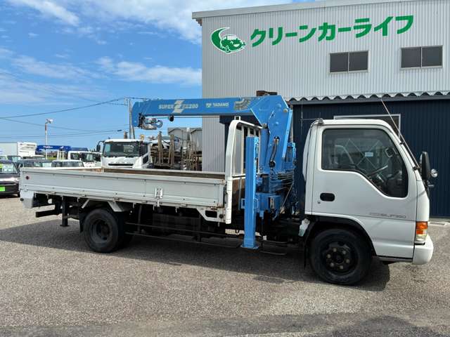 Isuzu Elf 2