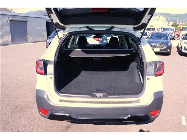 Subaru Legacy Outback 10
