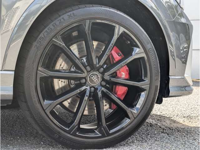 Audi RS Q3 Sportback 11