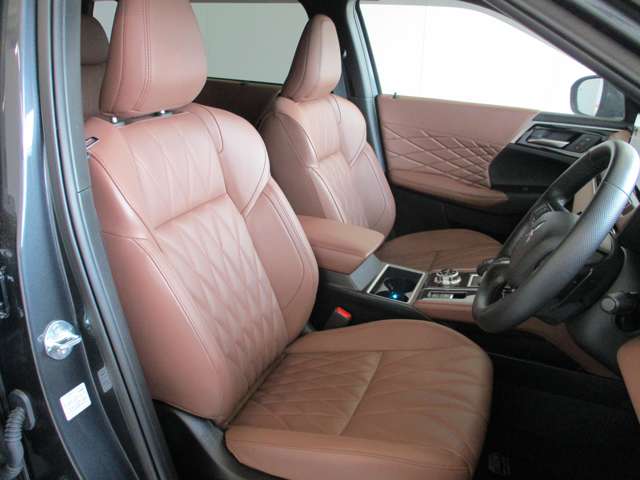 Mitsubishi Outlander 11