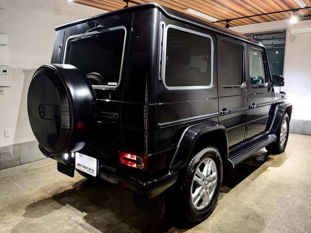 Mercedes-Benz G-Class 12