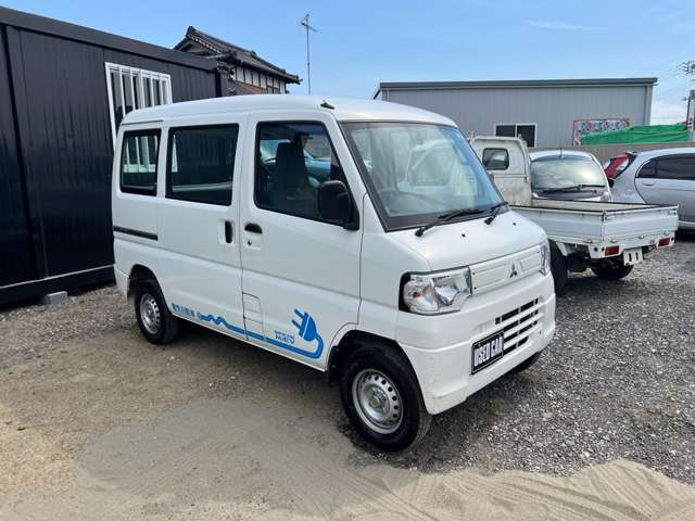 Mitsubishi Minicab MiEV 9