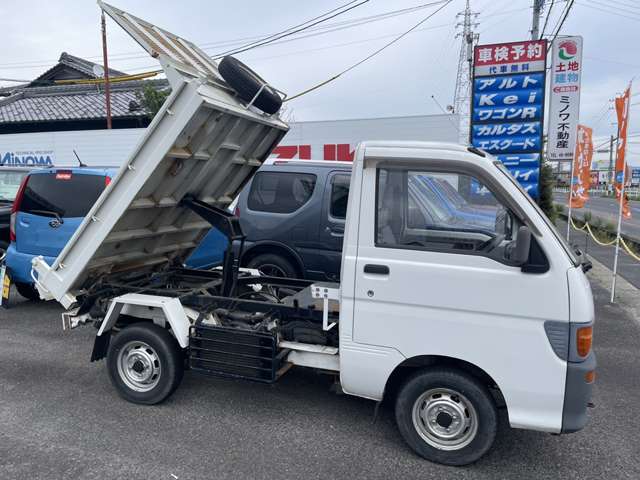 Daihatsu Hijet Truck 2