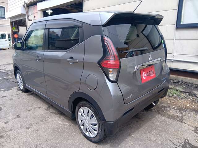 Mitsubishi eK X 6