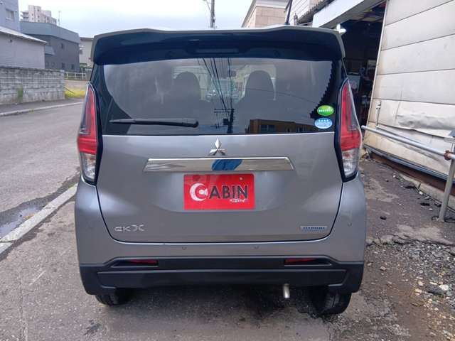Mitsubishi eK X 7