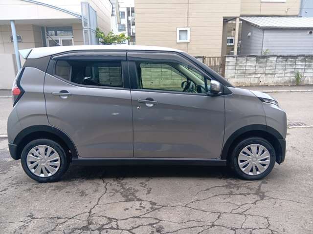 Mitsubishi eK X 9