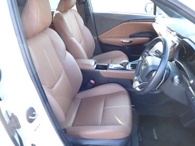 Lexus LBX 7