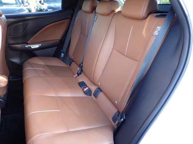 Lexus LBX 8