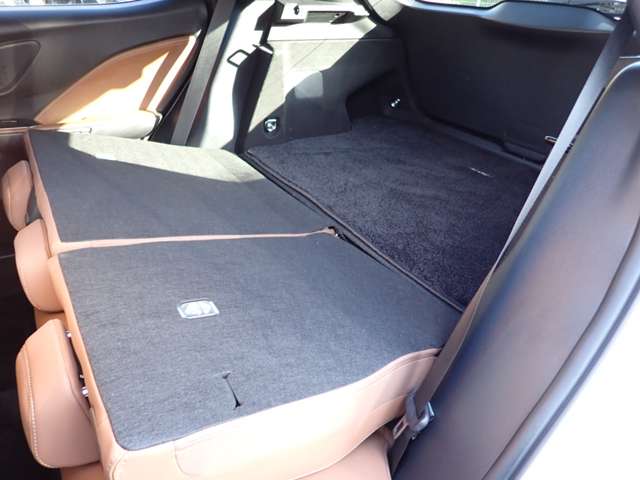 Lexus LBX 10