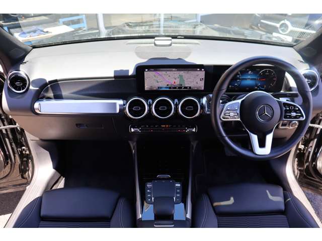 Mercedes-Benz GLB 6