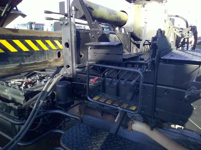Mitsubishi Fuso Super Great 12