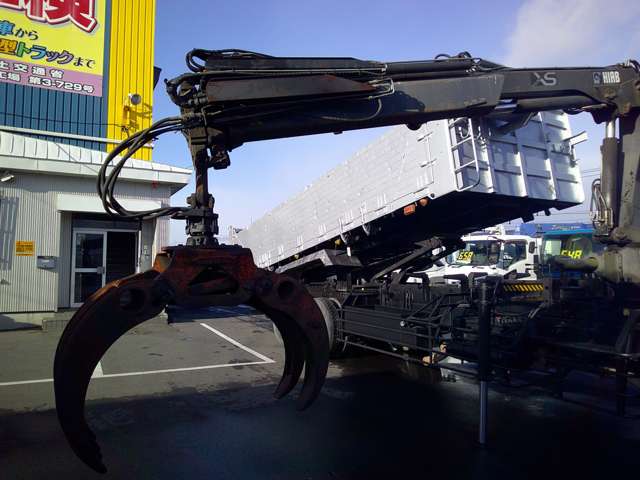 Mitsubishi Fuso Super Great 10