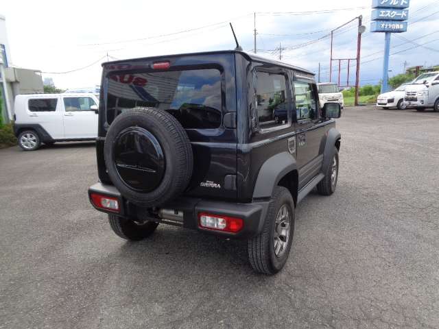 Suzuki Jimny Sierra 4