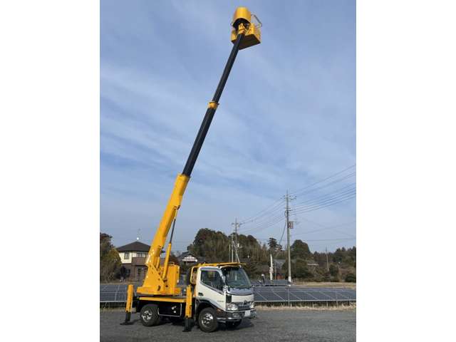 Hino Dutro 2
