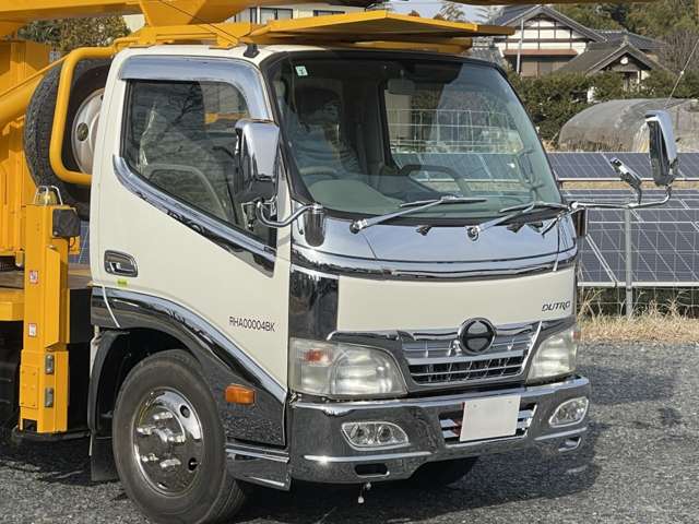 Hino Dutro 8