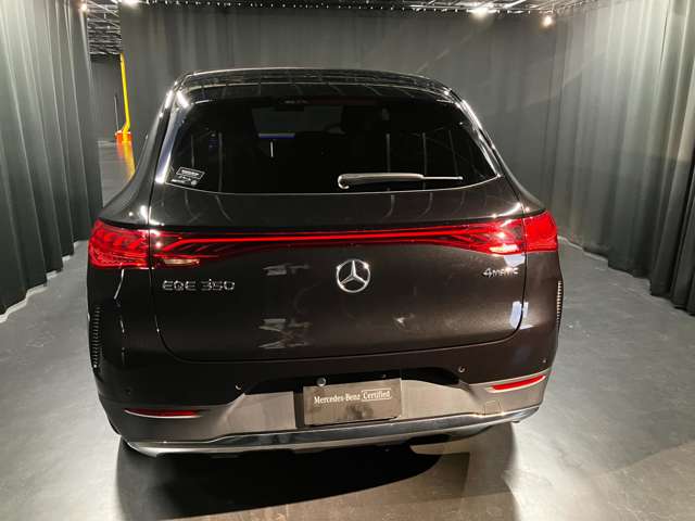 Mercedes-Benz EQE SUV 9