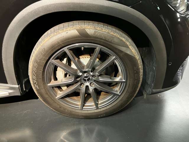Mercedes-Benz EQE SUV 10