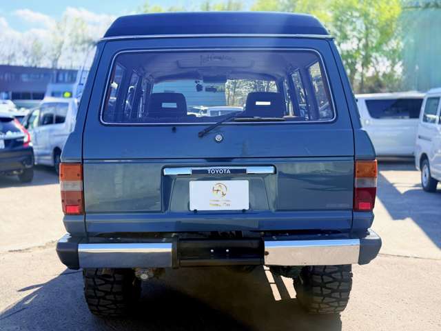 Toyota Land Cruiser 60 5