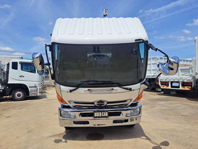 Hino Ranger 9
