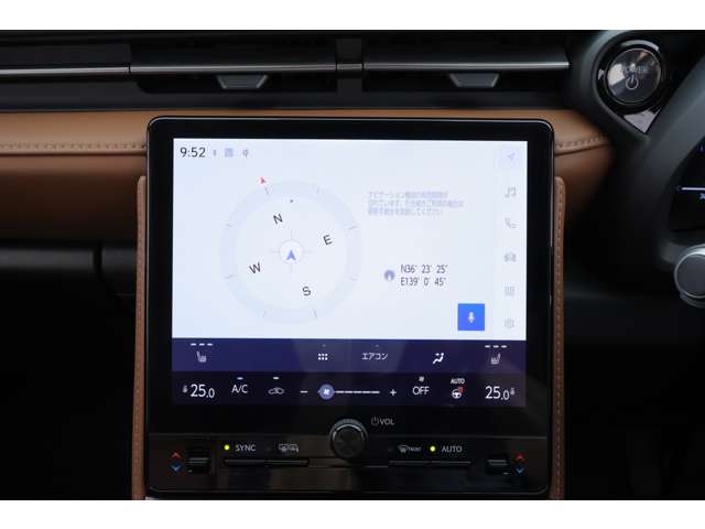 Lexus LBX 7