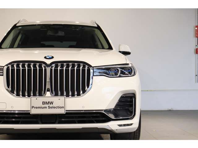 BMW X7 6
