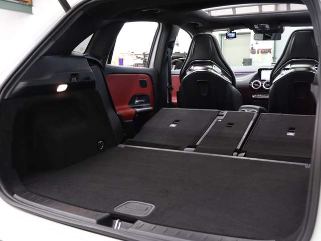 Mercedes-Benz GLA-Class 9