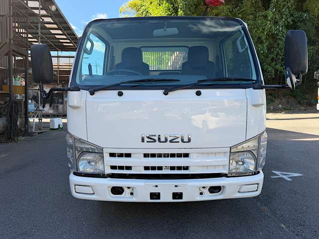 Isuzu Elf 2