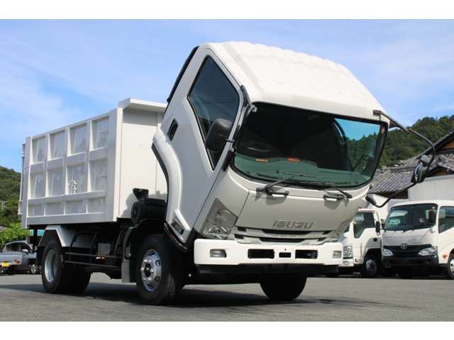 Isuzu Forward 11