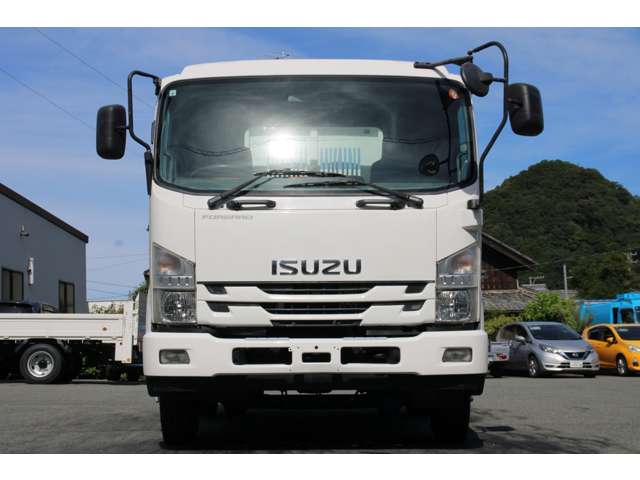 Isuzu Forward 2
