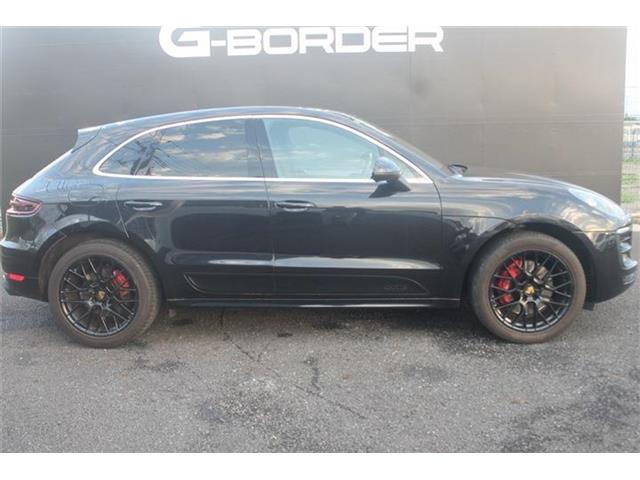 Porsche Macan 11