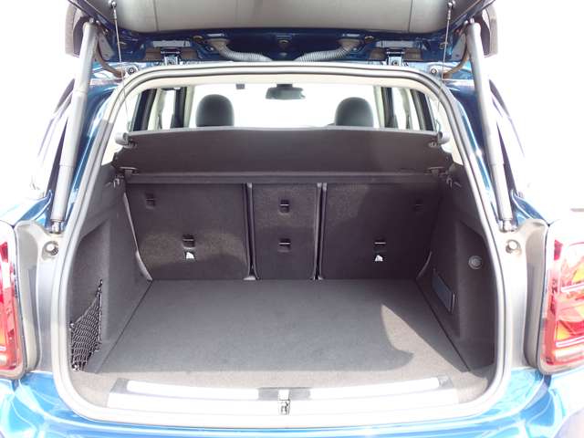 MINI Crossover 11