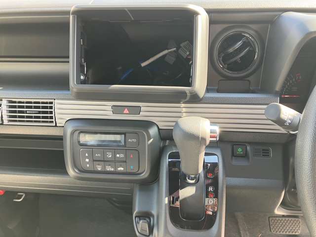 Honda N-VAN 11