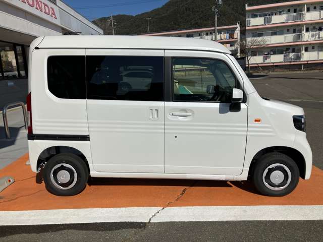 Honda N-VAN 4