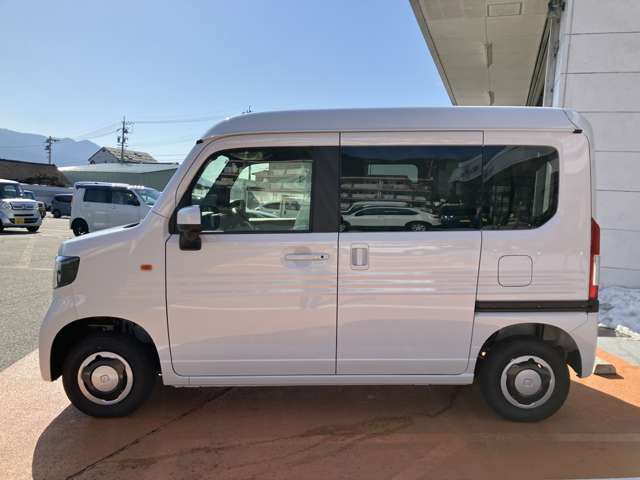 Honda N-VAN 8