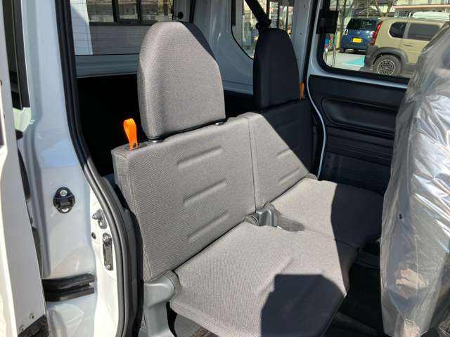 Honda N-VAN 10
