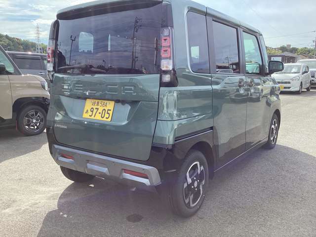 Mitsubishi Delica Mini 2